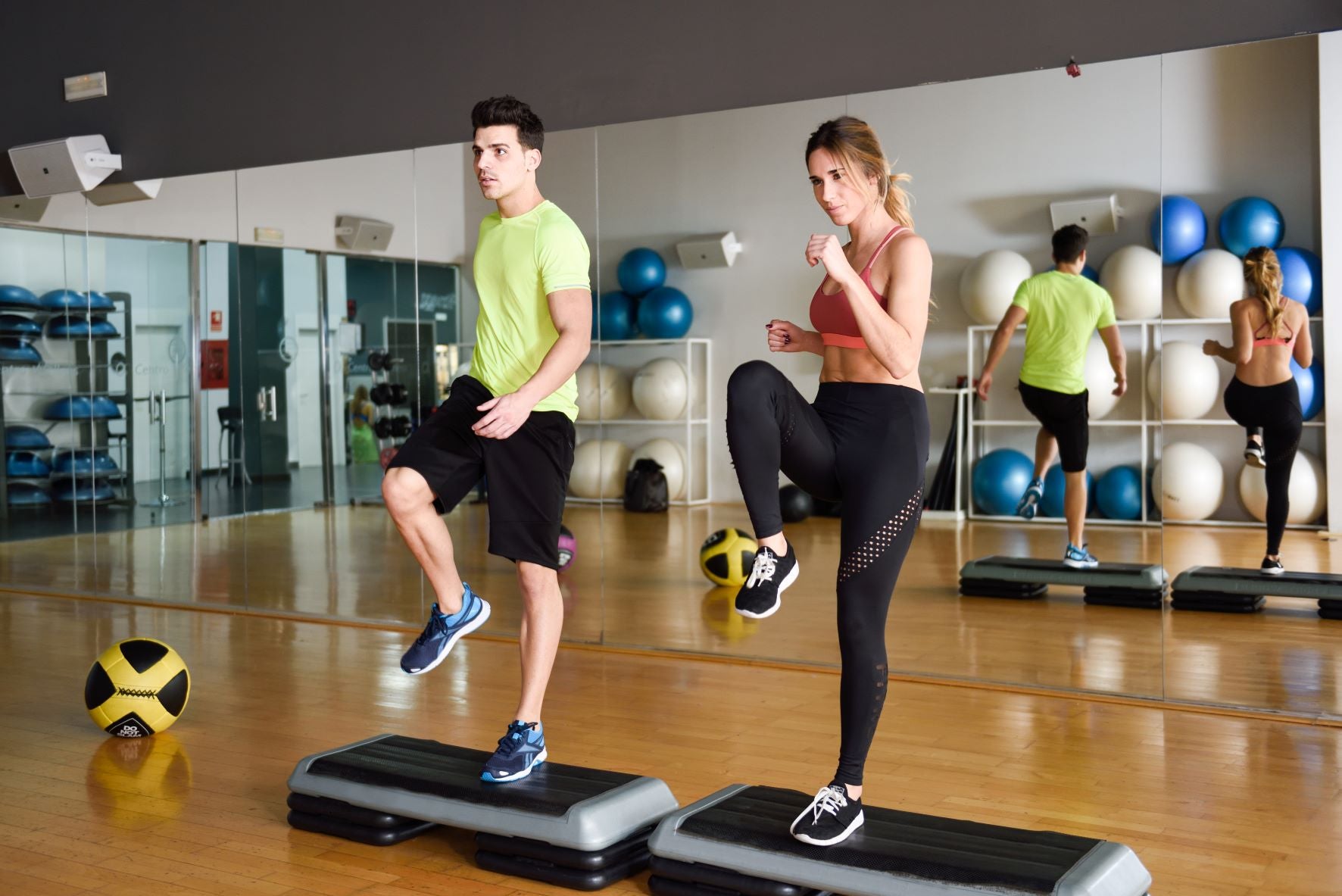 Les différents types d’entraînement pour varier les exercices, progresser plus vite et faire travailler tout le corps grace a plus de variete et une prise des produits Stimium