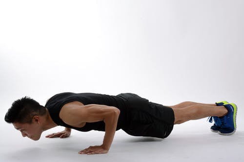 Varier les plaisirs et se mettre à la musculation