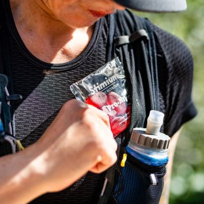 Stimium Pro Nrj, Gommes d’effort pour les sportifs d’endurance, sur de longues durées, avec vitamine C, guarana, jus de betterave, maltodextrine et zinc. Energie immédiate sans maux de ventre, mieux et que les gels et solution pour remplacer les gels